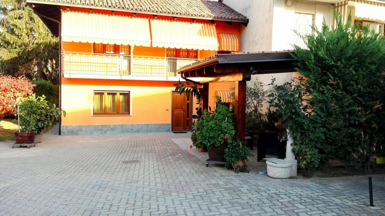 Casa Sammo Villa Piobesi d'Alba Dış mekan fotoğraf
